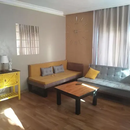 Дом отдыха Happy Accomation 192mt To Harbour No6 Мармарис